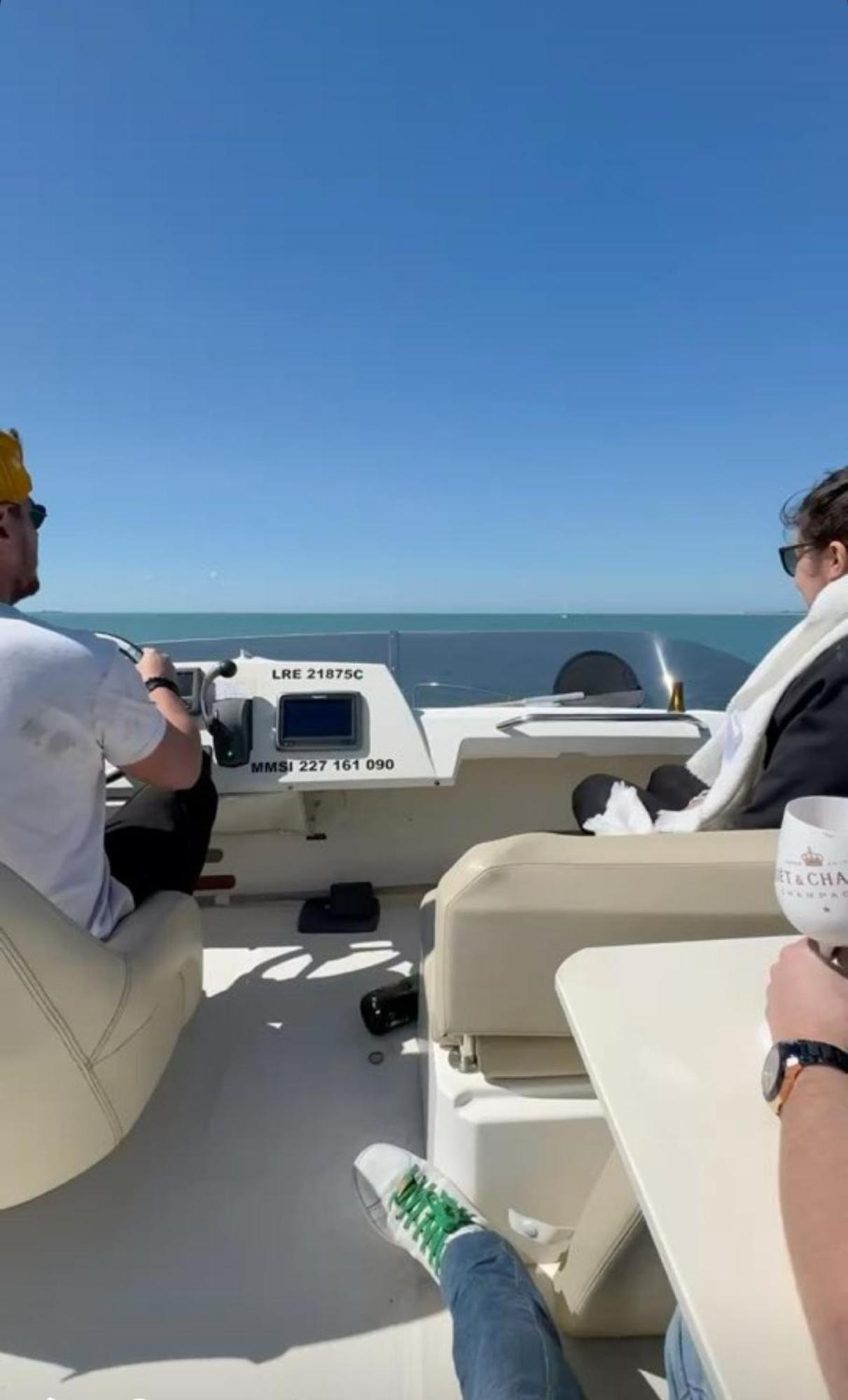 Bateau Nuit Insolite لا روشيل المظهر الخارجي الصورة